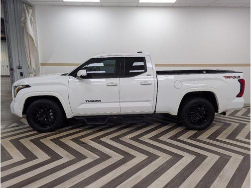 2022 Toyota Tundra SR5
