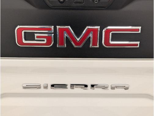 Summit White 2024 GMC Sierra 1500 AT4X