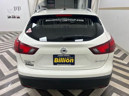 2018 Nissan Rogue Sport SV