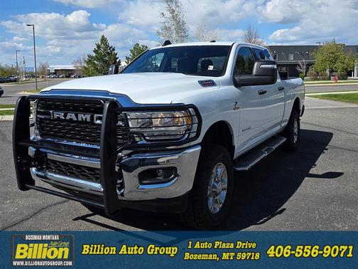 Bright White Clearcoat 2023 RAM 2500 Big Horn Crew Cab 4x4 6'4' Box