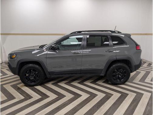 Sting-Grey 2022 Jeep Cherokee Trailhawk