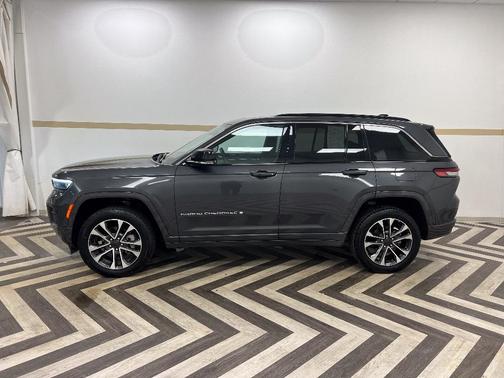 2024 Jeep Grand Cherokee Overland