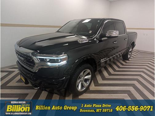 Diamond Black Crystal Pearlcoat 2022 RAM 1500 Limited