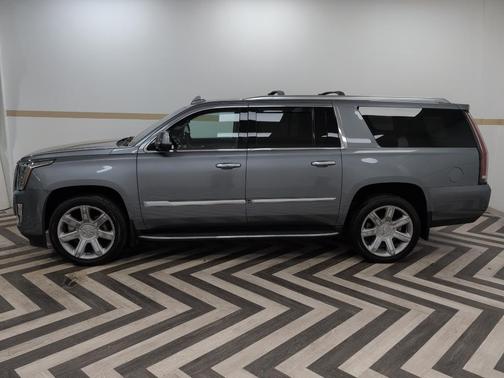 2019 Cadillac Escalade ESV Luxury