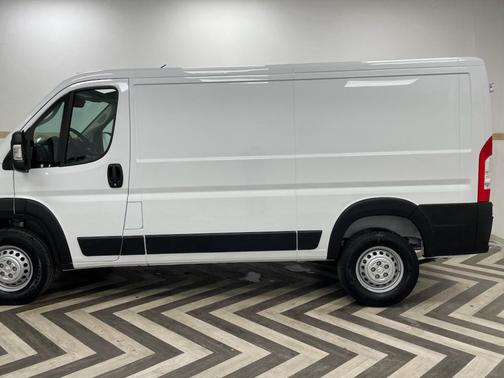 2025 RAM ProMaster 1500 Low Roof