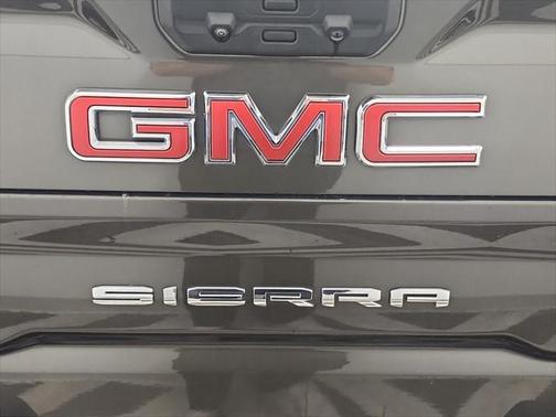 2023 GMC Sierra 2500 AT4
