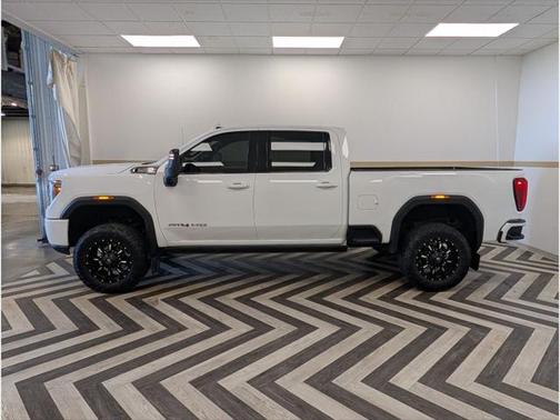 2021 GMC Sierra 2500 AT4