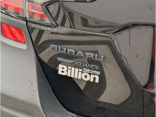 Crystal Black Silica 2024 Subaru Outback Wilderness