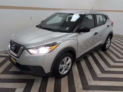 2018 Nissan Kicks S