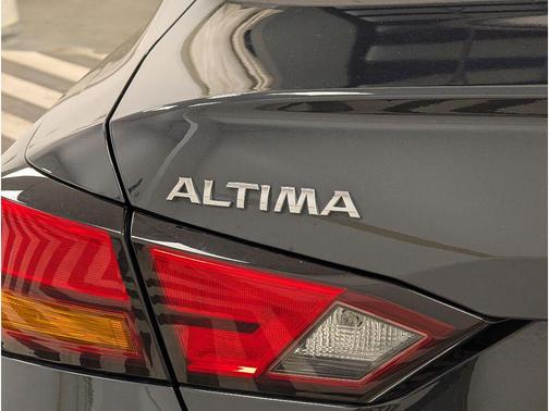 Storm Blue Metallic 2021 Nissan Altima 2.5 SV