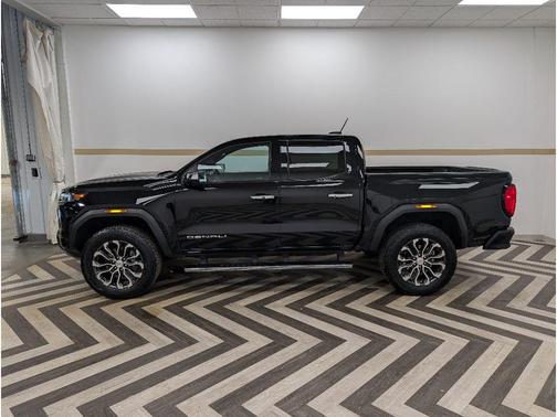 Onyx Black 2023 GMC Canyon Denali