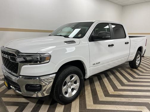 Bright White Clearcoat 2026 RAM 1500 Big Horn/Lone Star