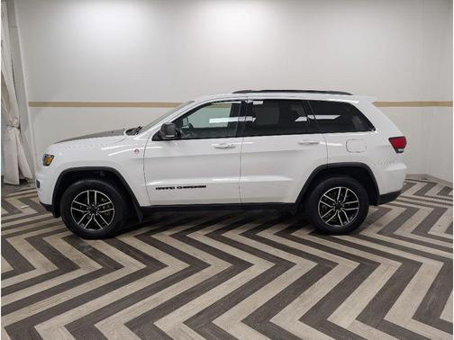Bright White Clearcoat 2020 Jeep Grand Cherokee Trailhawk