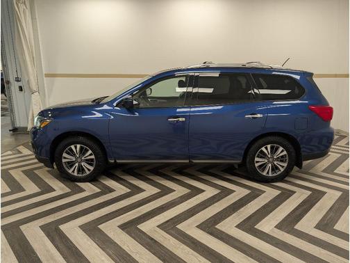 Caspian Blue 2018 Nissan Pathfinder SL