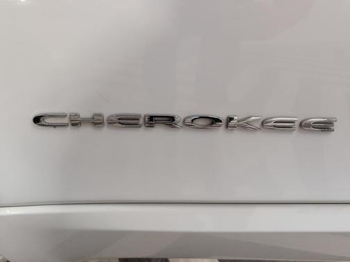 2017 Jeep Cherokee Overland