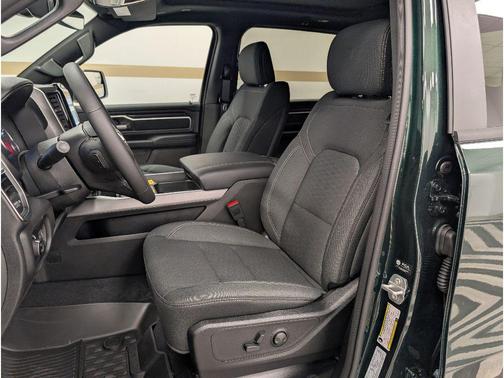 Serrano Green Metallic 2026 RAM 1500 Big Horn/Lone Star