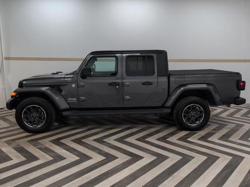 2023 Jeep Gladiator Overland
