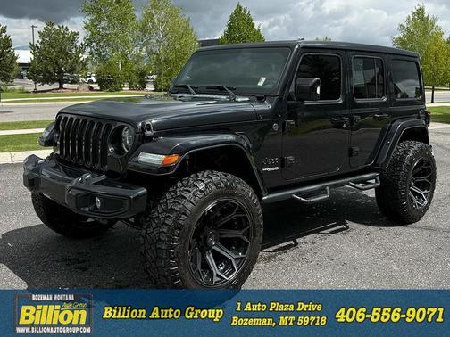 Black Clearcoat 2022 Jeep Wrangler Unlimited High Altitude 4x4