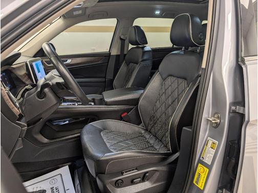 2024 Volkswagen Atlas 2.0T SEL Premium R-Line 4MOTION