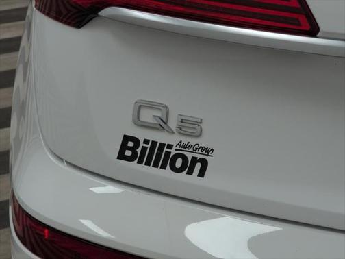 2022 Audi Q5 e 55 S line Premium Plus