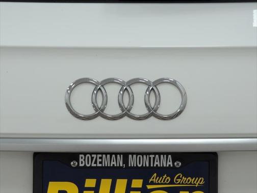 2022 Audi Q5 e 55 S line Premium Plus