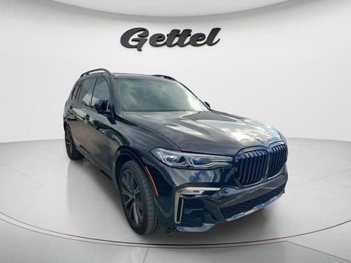 2021 BMW X7 M50i