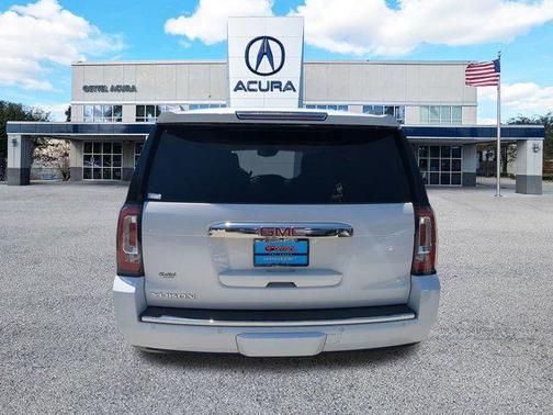 2016 GMC Yukon Denali