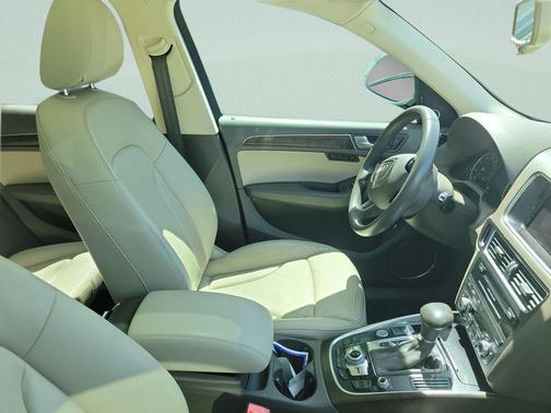 2016 Audi Q5 2.0T Premium Plus