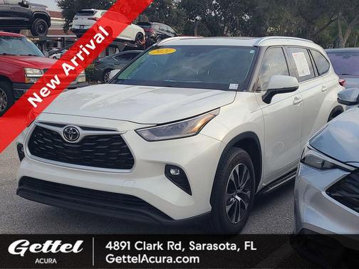2021 Toyota Highlander XLE
