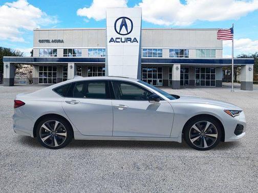 2025 Acura TLX Technology