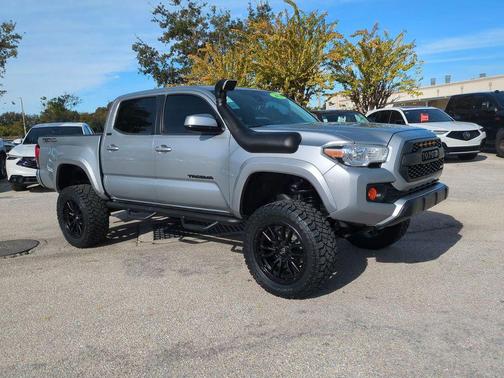 2020 Toyota Tacoma SR5