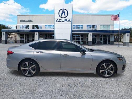 2025 Acura TLX Technology