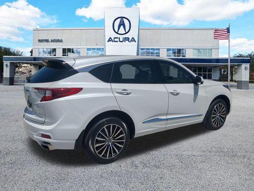 2025 Acura RDX Advance Package
