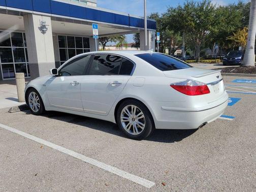 2010 Hyundai Genesis 4.6