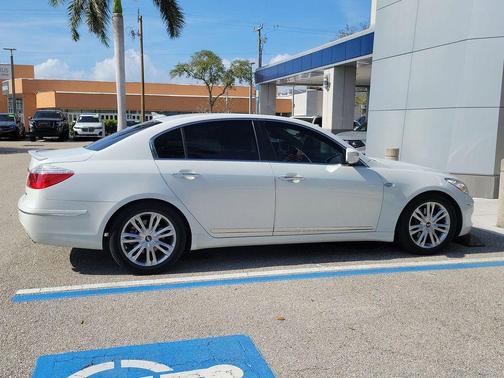 2010 Hyundai Genesis 4.6