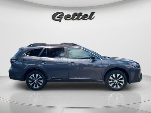Magnetite Gray Metallic 2023 Subaru Outback Limited