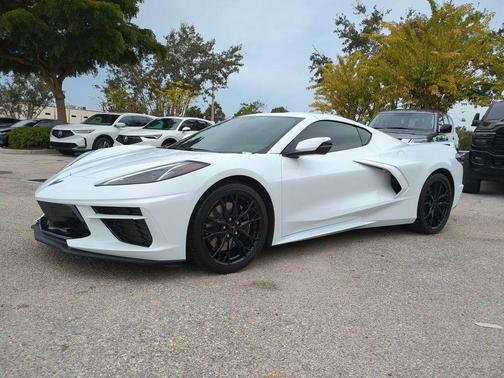 2023 Chevrolet Corvette Stingray w/2LT