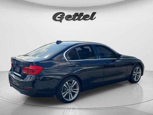 Black Sapphire Metallic 2018 BMW 330 xDrive