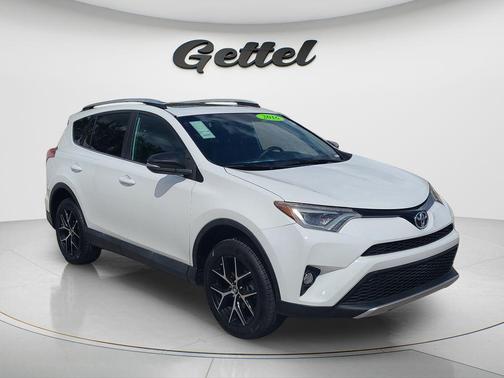 Super White 2016 Toyota RAV4 SE