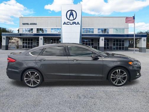 2020 Ford Fusion Titanium