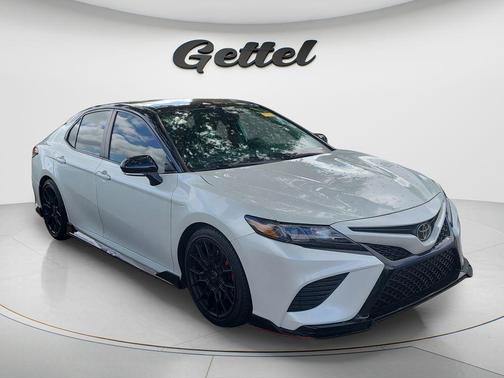Wind Chill Pearl/Midnight Black Metallic 2021 Toyota Camry TRD