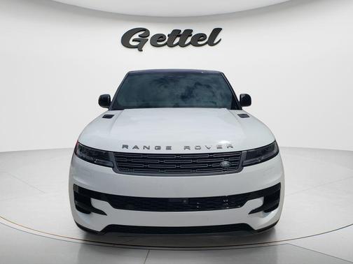Fuji White 2024 Land Rover Range Rover Sport SE