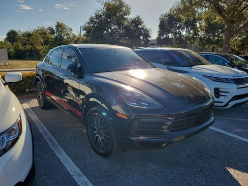 2022 Porsche Cayenne Cayenne