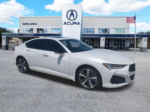 2025 Acura TLX Technology