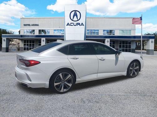 2025 Acura TLX Technology
