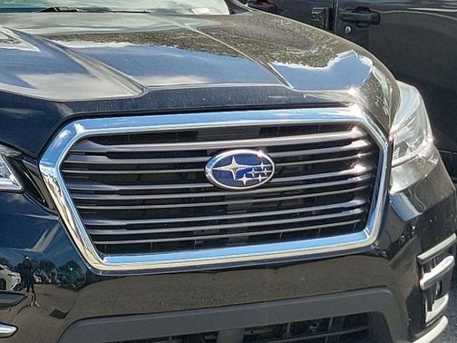 2022 Subaru Ascent Limited 8-Passenger