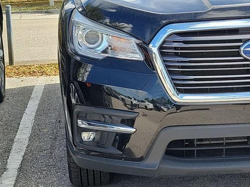2022 Subaru Ascent Limited 8-Passenger