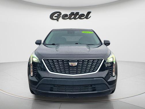 Stellar Black Metallic 2023 Cadillac XT4 Luxury