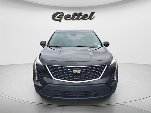 Stellar Black Metallic 2023 Cadillac XT4 Luxury