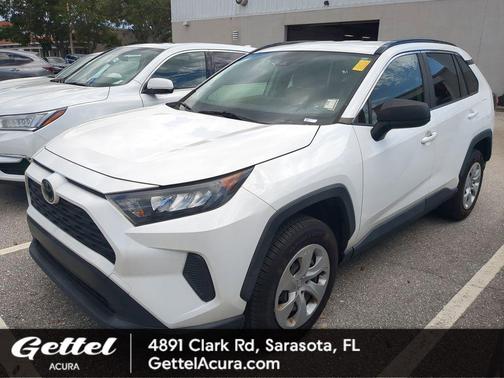 2020 Toyota RAV4 LE
